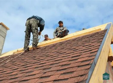 instalación de estructura de madera para cubierta en Aranda de Duero, Burgos